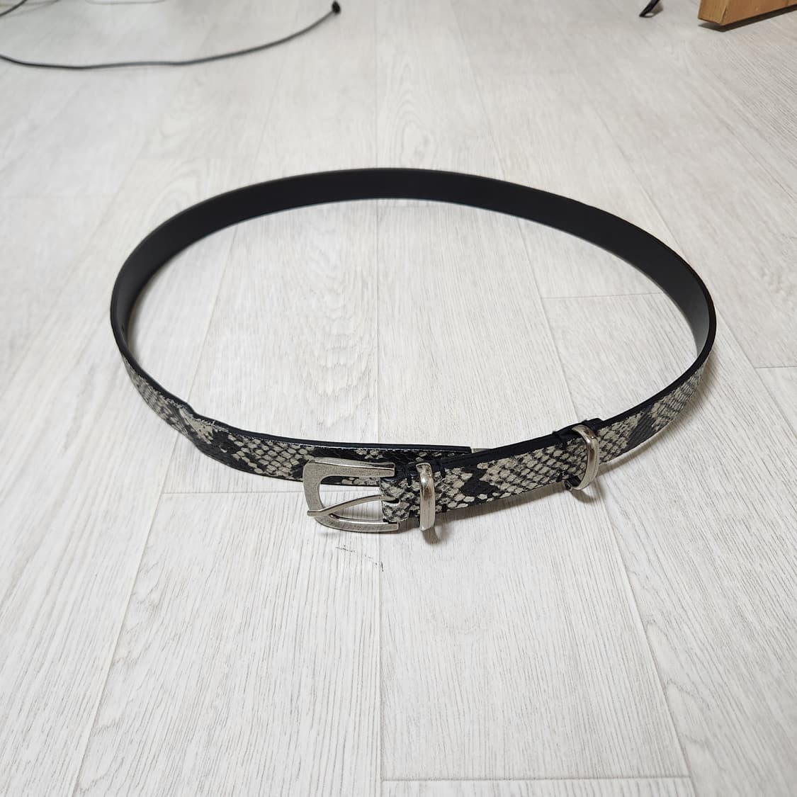 메종미네드 뱀피 패턴 벨트 29~34인치 상품이미지1