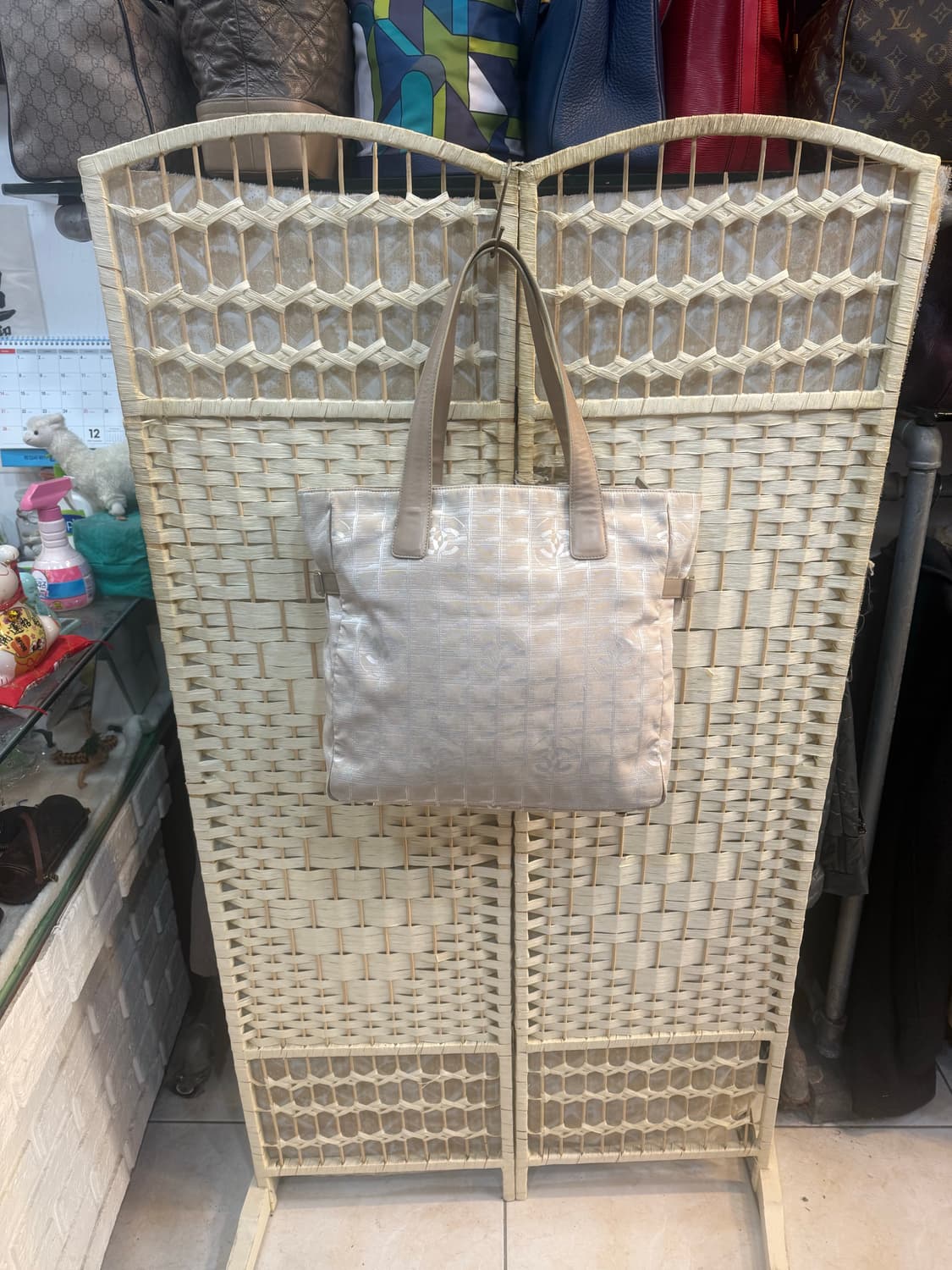 정품 샤넬 뉴트래블 쇼퍼백 팝니다 상품이미지1