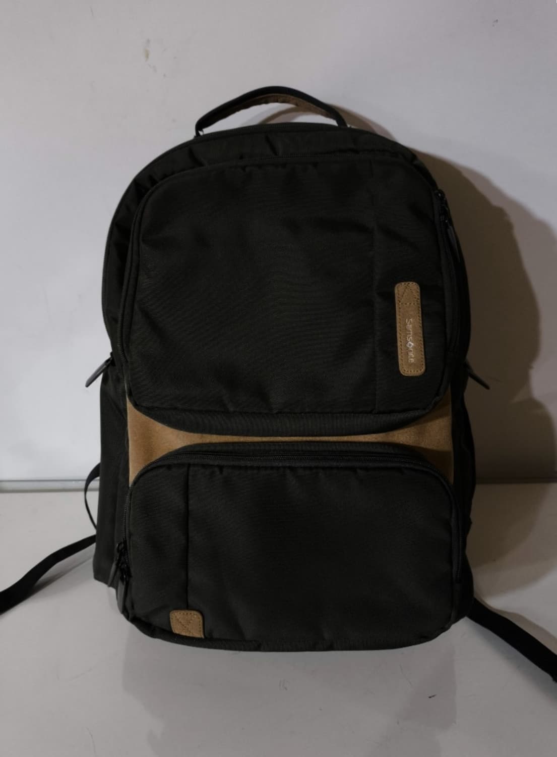 샘소나이트 레드 멀티포켓 노트북백팩 상품이미지1