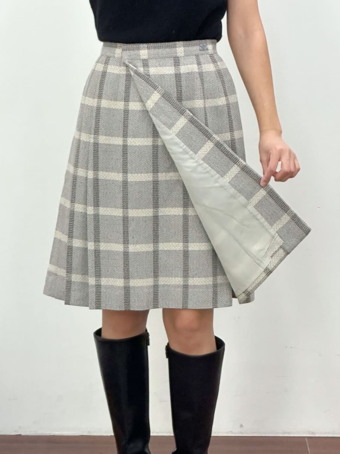 courreges / 꾸레쥬 그레이 체크 울 랩스커트  상품이미지4