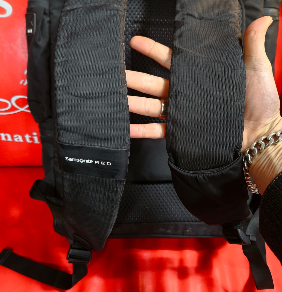 샘소나이트 레드 멀티포켓 비즈니스 캐주얼 백팩 32 x 48 x 14 상품이미지5