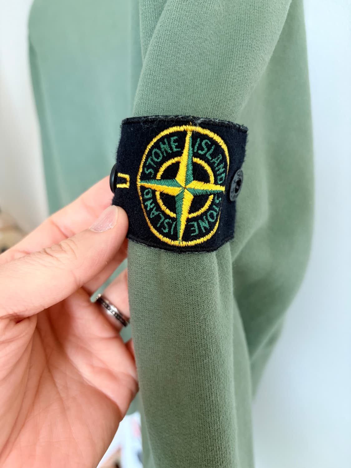 스톤아일랜드 코튼 플리스 맨투맨 세이지그린 S 상품이미지3