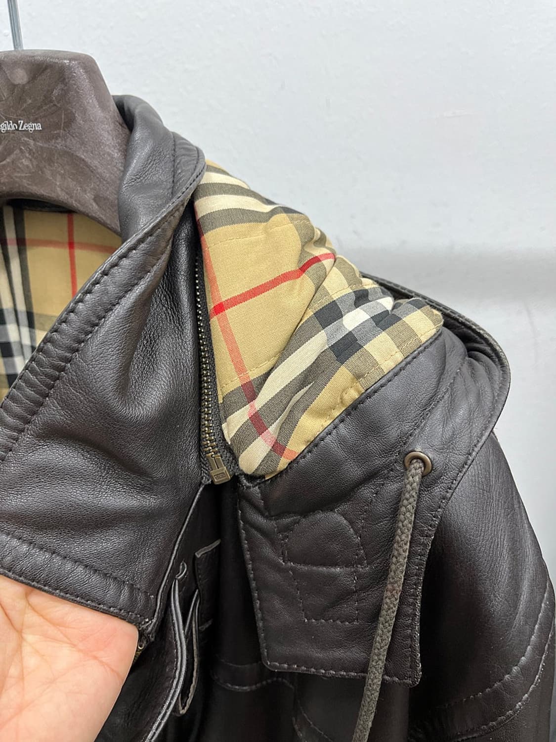 105) 버버리 후드 가죽자켓  상품이미지7