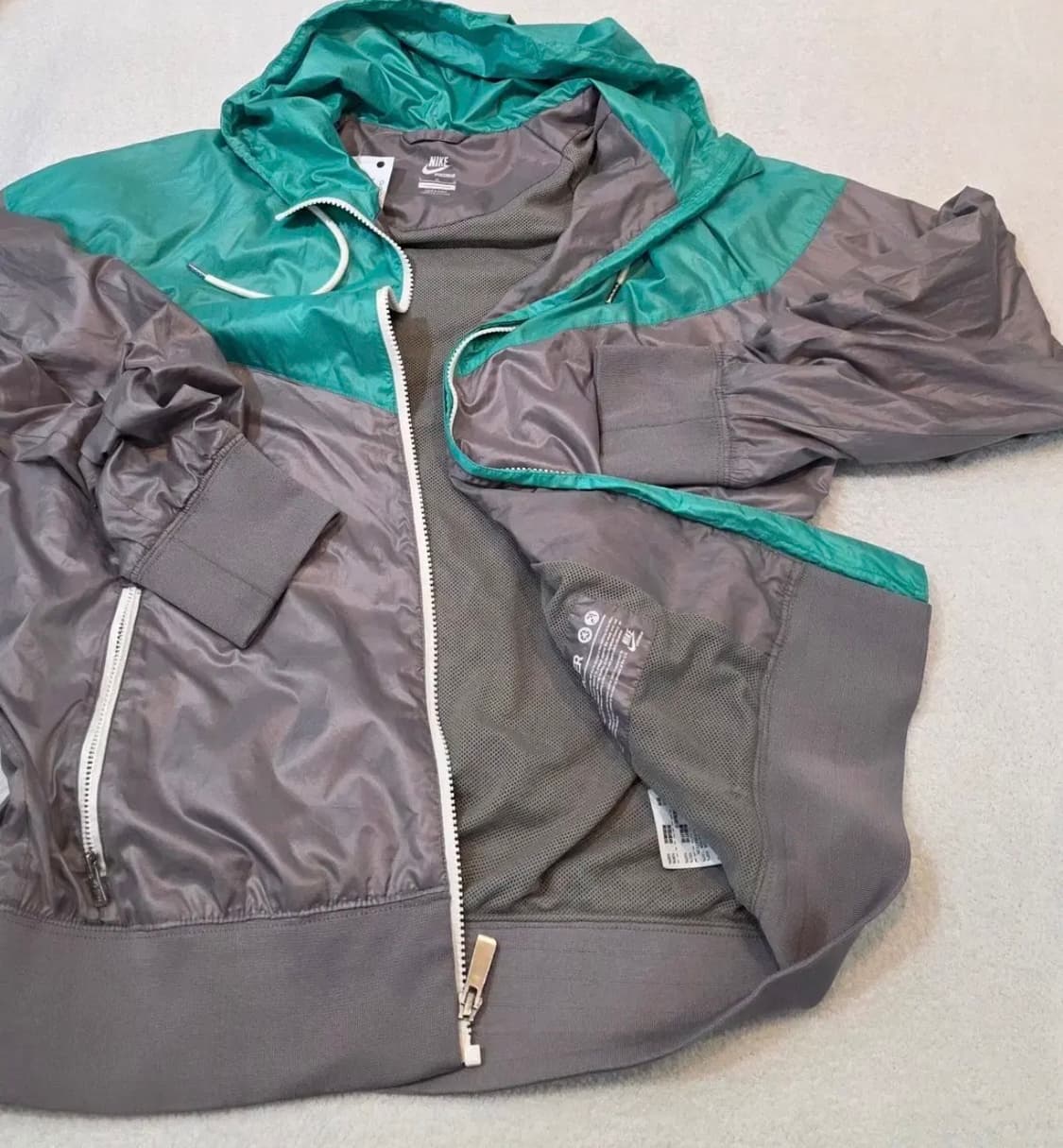 NIKE [나이키] 바람막이 상품이미지3