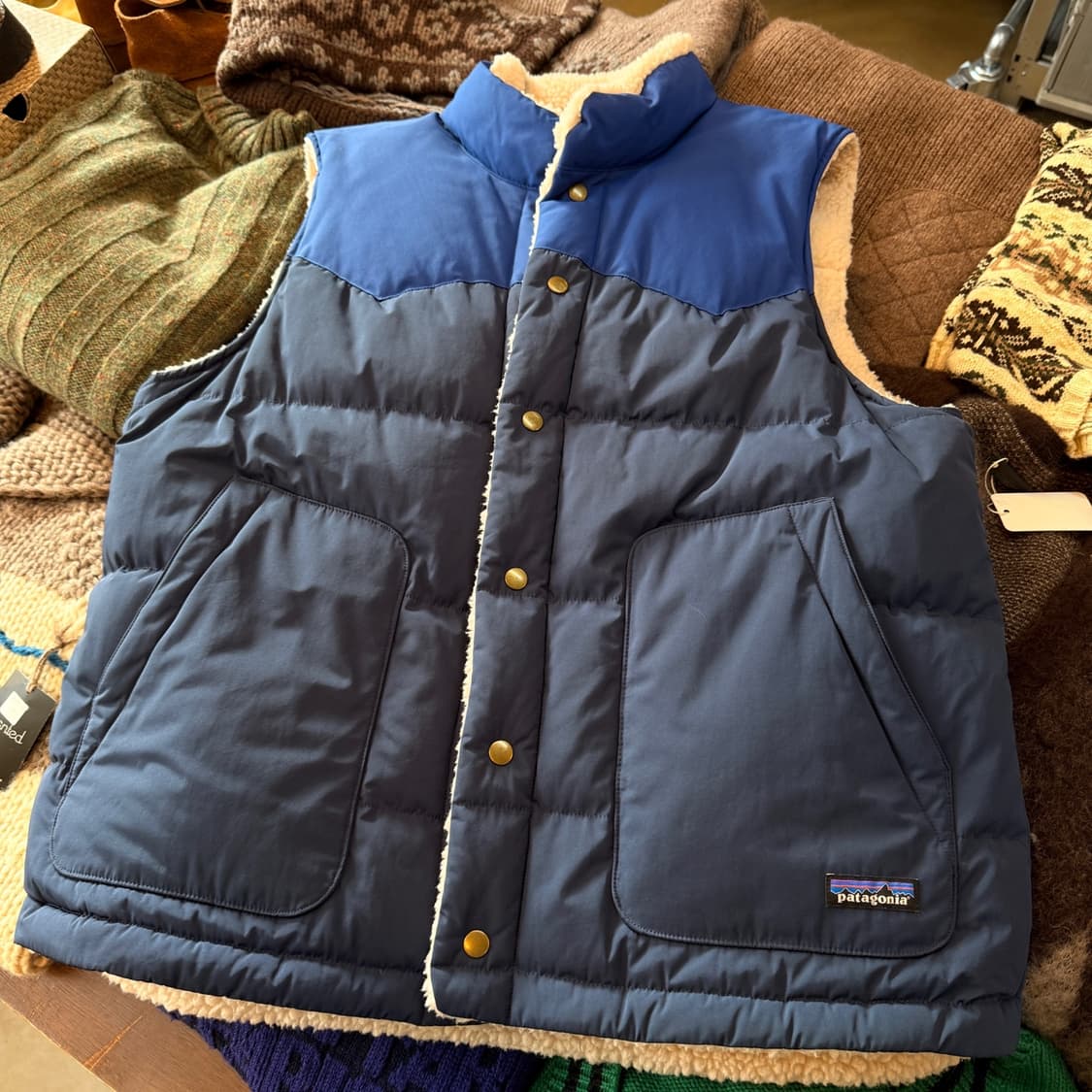파타고니아 리버시블 비비 다운 베스트 L 상품이미지1