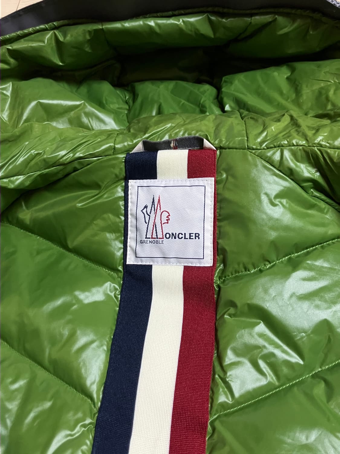 몽클레어 그레노블 오리털 보드복 상품이미지6