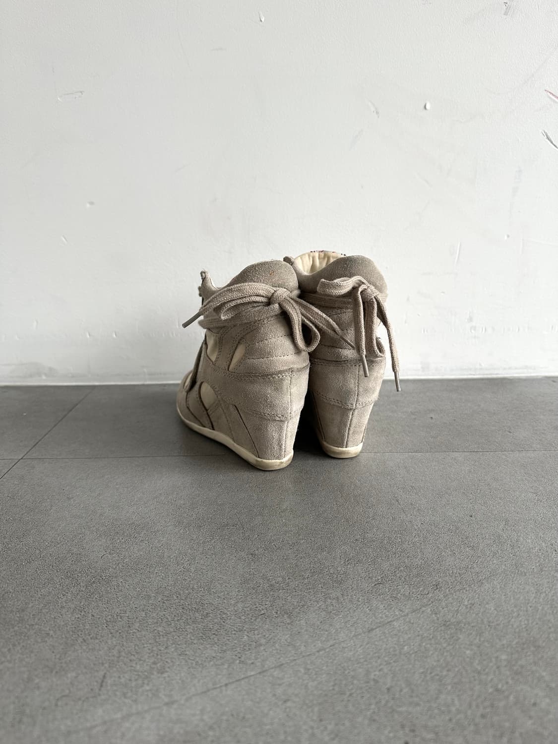 Ash 스웨이드 웨지 스니커즈 베이지 상품이미지3