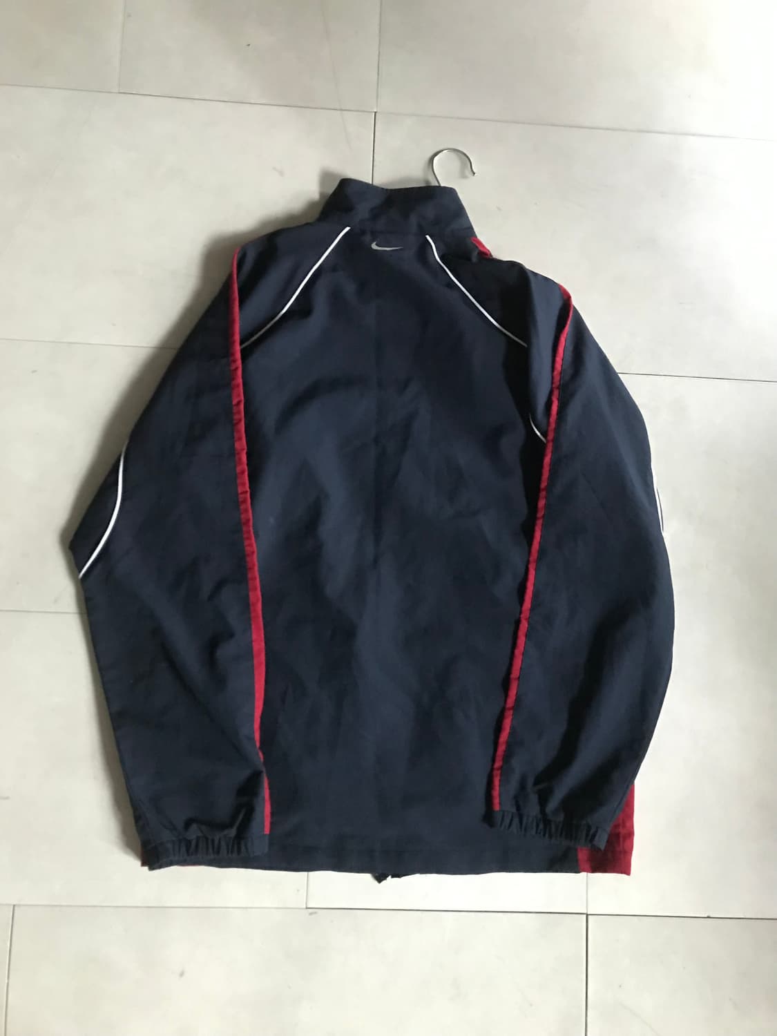 나이키 네이비 레드 바람막이 상품이미지10