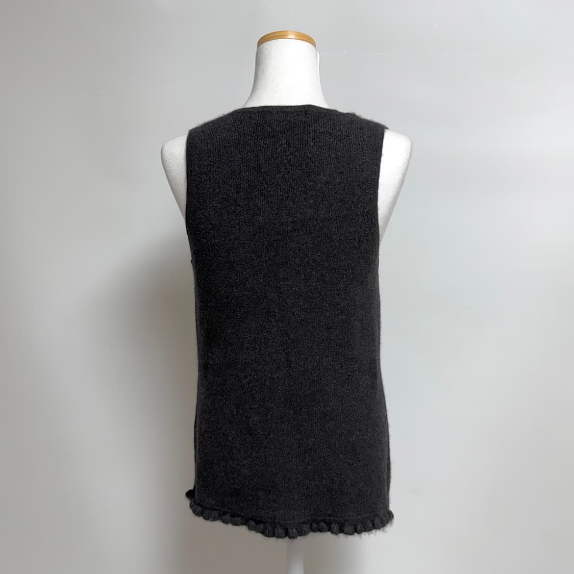 [캐시미어 100%] 차콜 브이넥 니트 베스트 L 상품이미지3