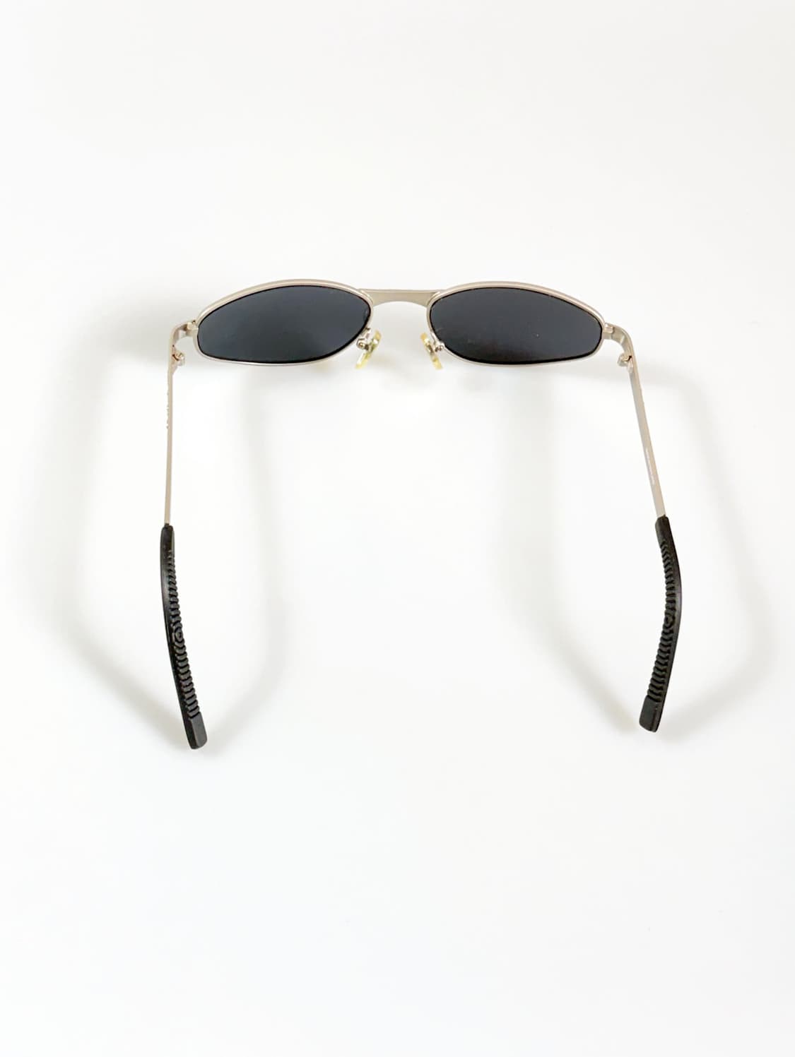 나이키 실버 메탈릭 오벌 프레임 빈티지 선글라스 상품이미지6