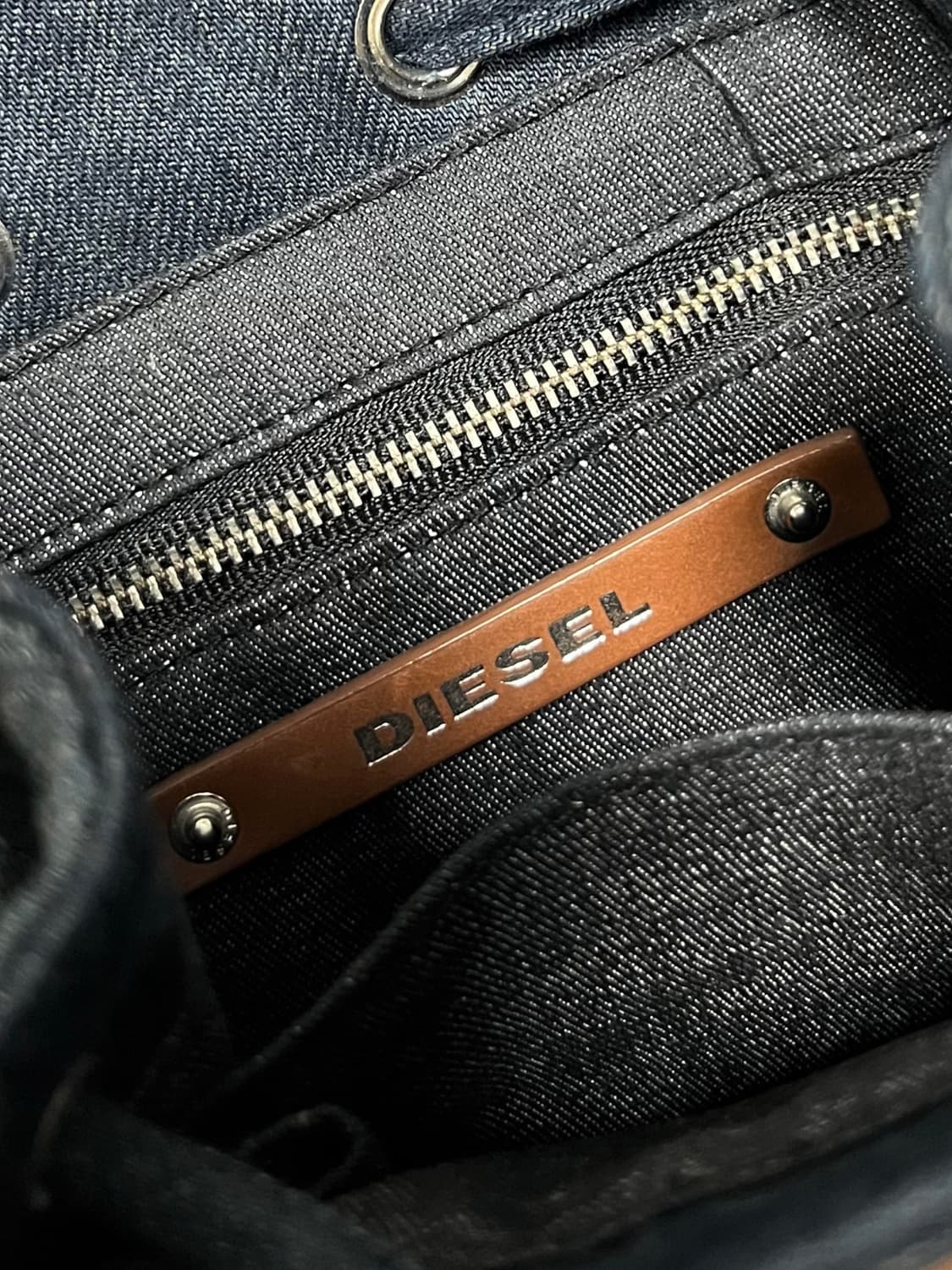 디젤 백팩 상품이미지4