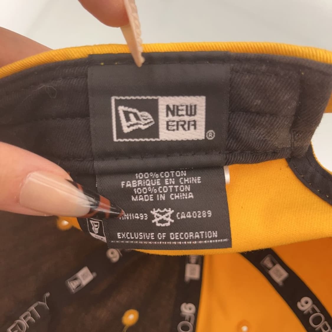 뉴에라 스누피 언트럭쳐 빈티지 옐로우 볼캡 C08476 상품이미지4