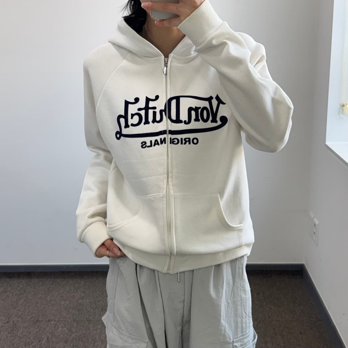 VonDutch 본더치 네이비 로고 아이보리 후드집업  상품이미지2