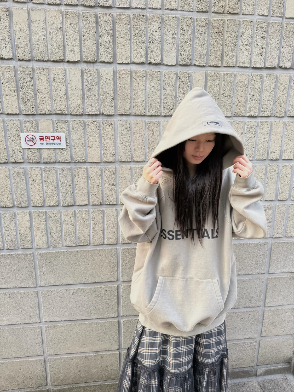 에센셜 오버핏 로고 후드티 상품이미지9