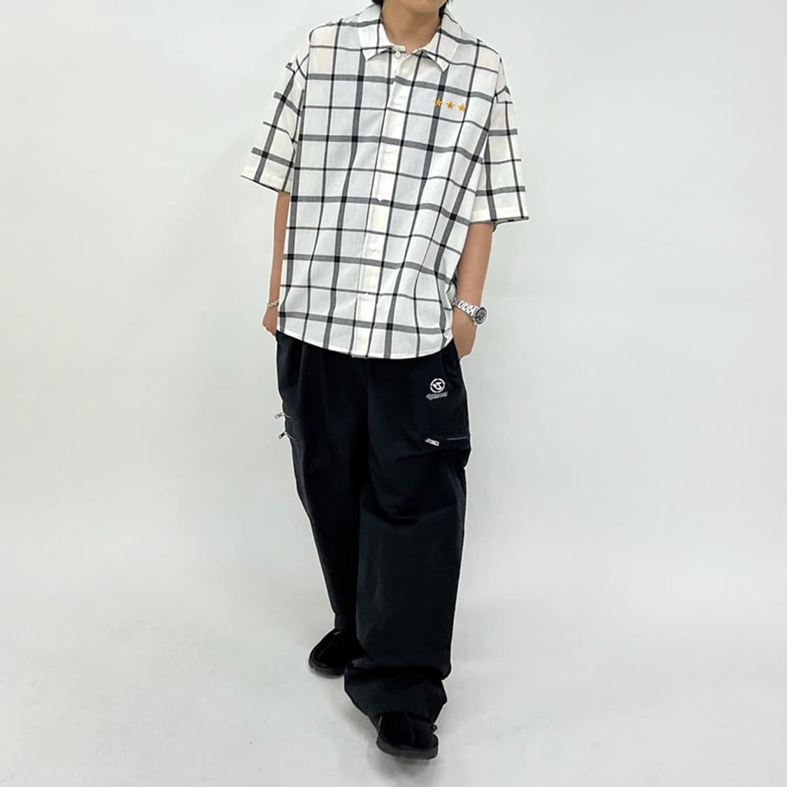 WHO'S WHO gallery Star Embroidered Shirt 상품이미지4