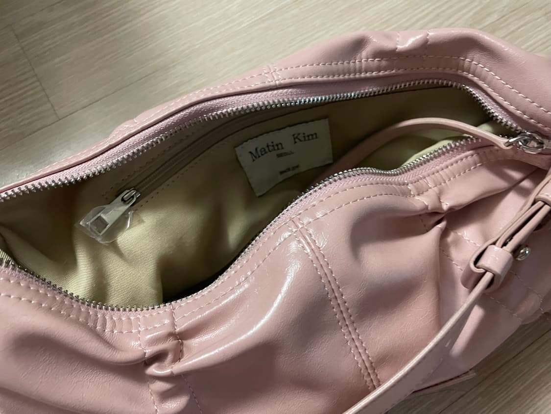 마뗑킴 셔링 숄더백 핑크 상품이미지3