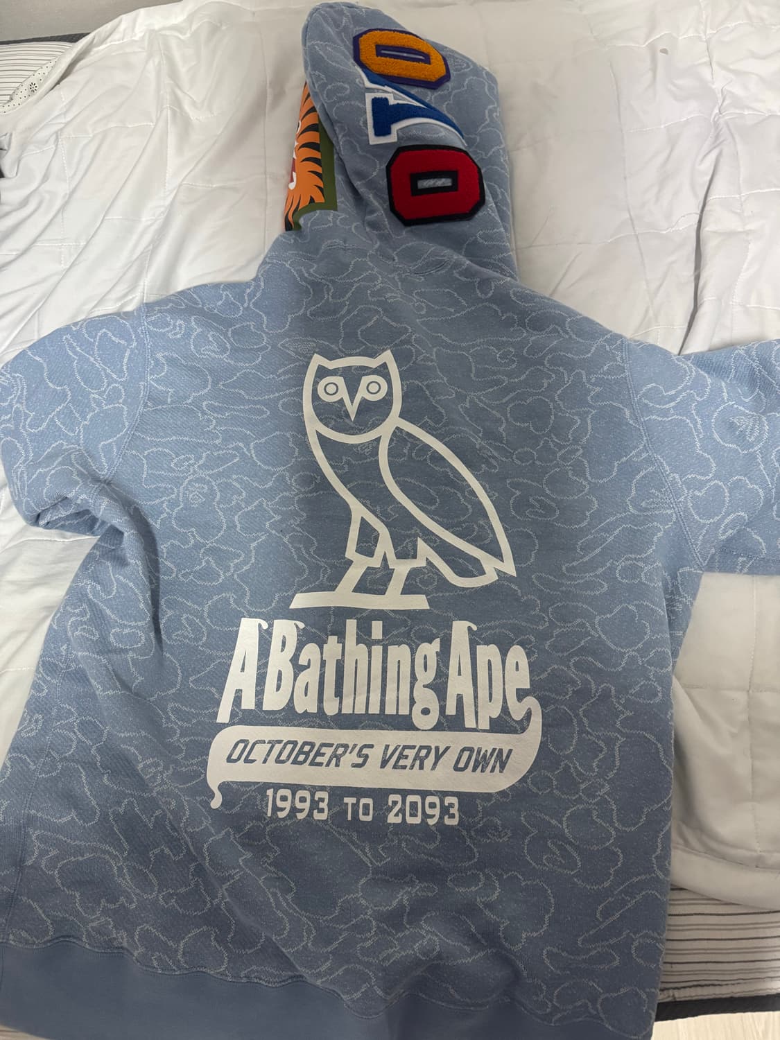 베이프 x OVO 퍼스트 카모 자카드 샤크 풀 집 후드 라이트인디고 상품이미지1