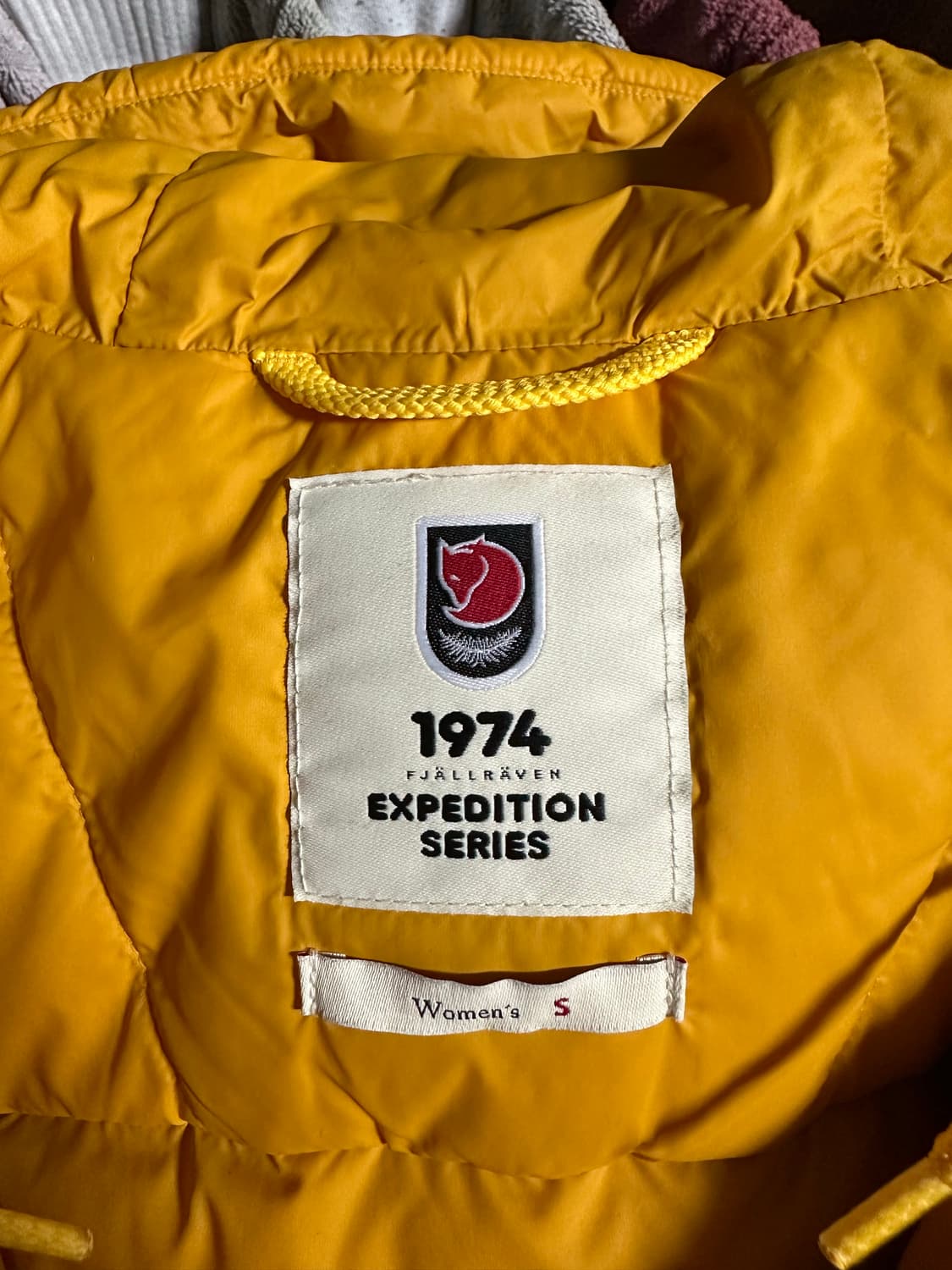 피엘라벤 우먼 익스페디션 팩 다운 후디 패딩 머스타드 옐로우 s 상품이미지7