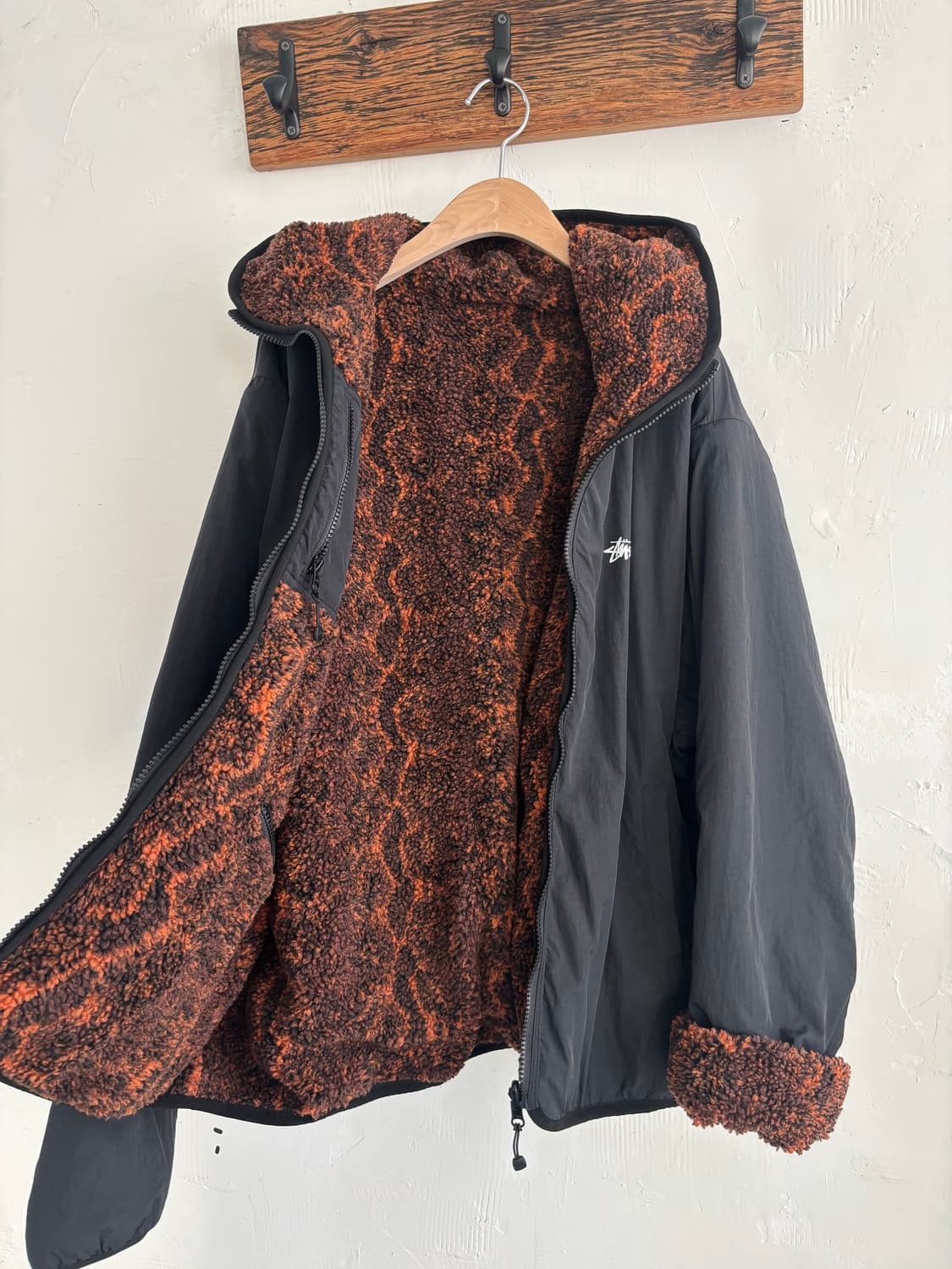 Stussy 스투시 스네이크 자카드 쉐르파 리버시블 자켓 상품이미지5