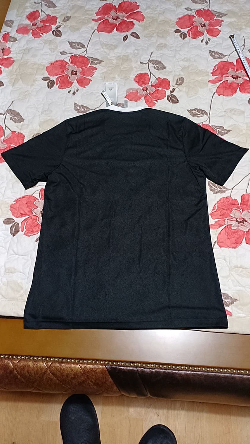 아디다스 미사용 기능성티 실측105 가슴55 기장75 상품이미지4