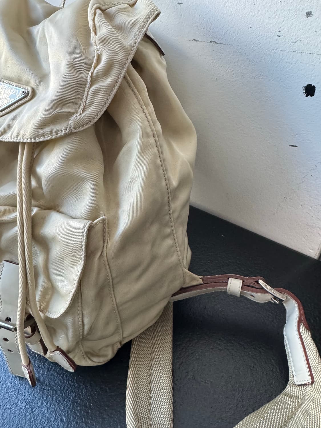 프라다 나일론 포코노 백팩(정품) 상품이미지3