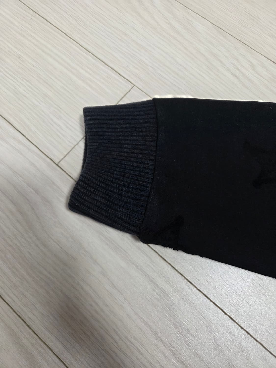 지방시 아카이브 스타 자수 맨투맨 상품이미지6