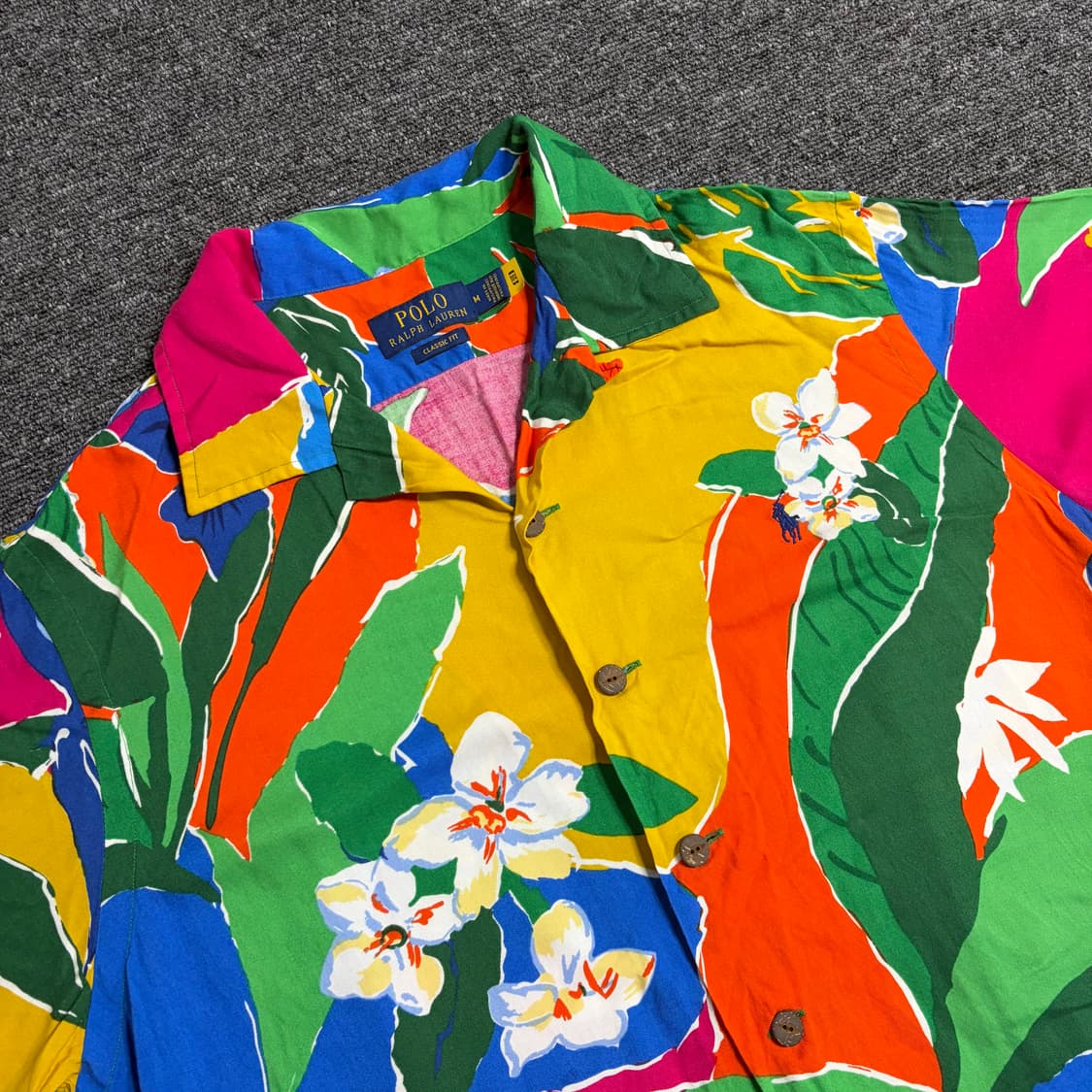 폴로 랄프로렌 클래식핏 플로럴 프린트 캠프 셔츠 상품이미지2