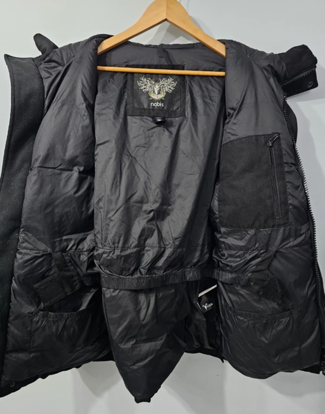 노비스 야테시 블랙 남성 패딩 95 상품이미지5