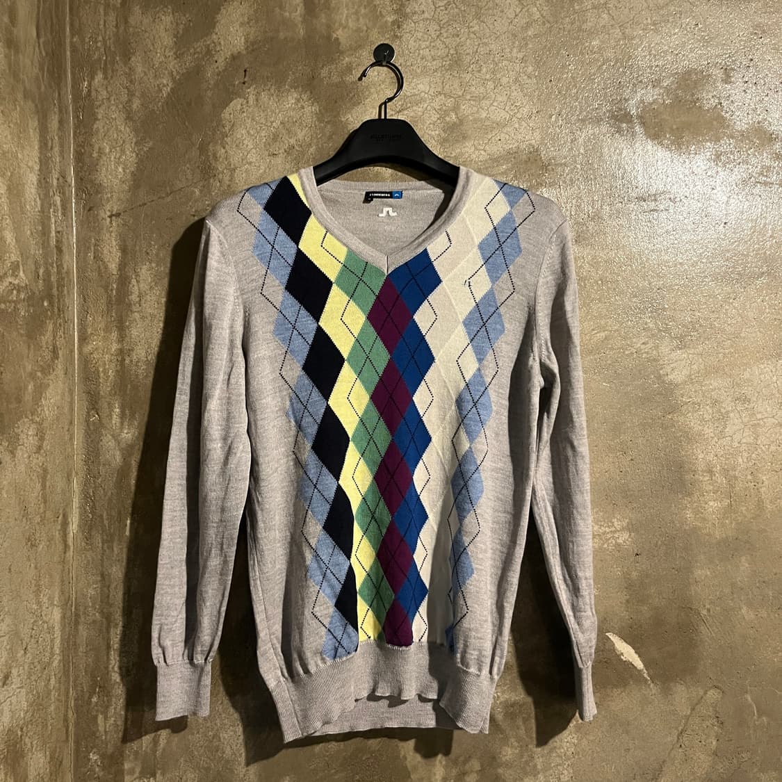 제이린드버그 브이넥 니트 상품이미지1