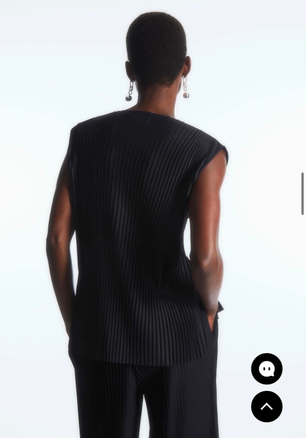 [새상품] 코스 플리츠 슬리브리스 탑 S 상품이미지4