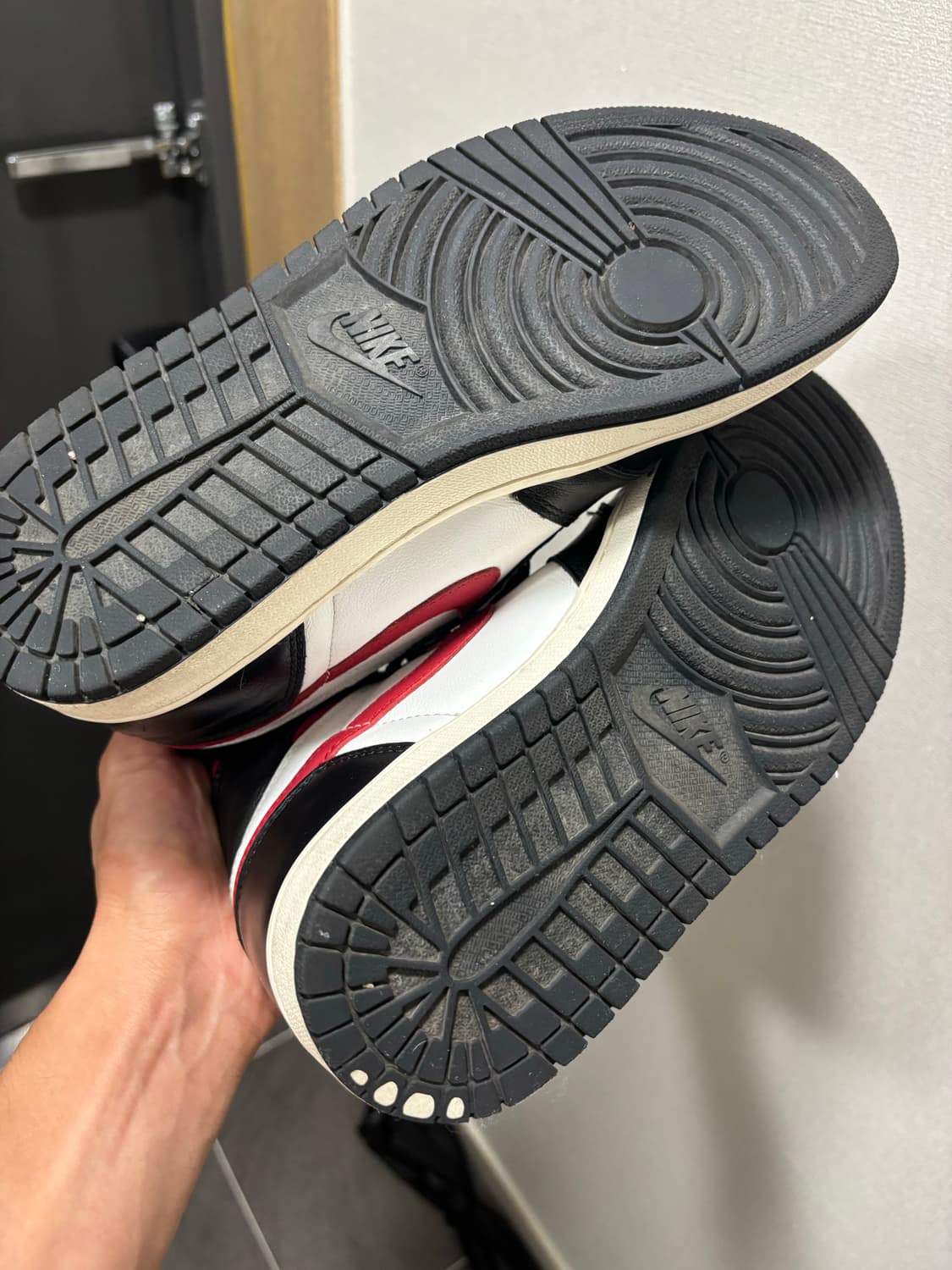 나이키 조던1 짐레드 260사이즈 판매합니다 상품이미지7