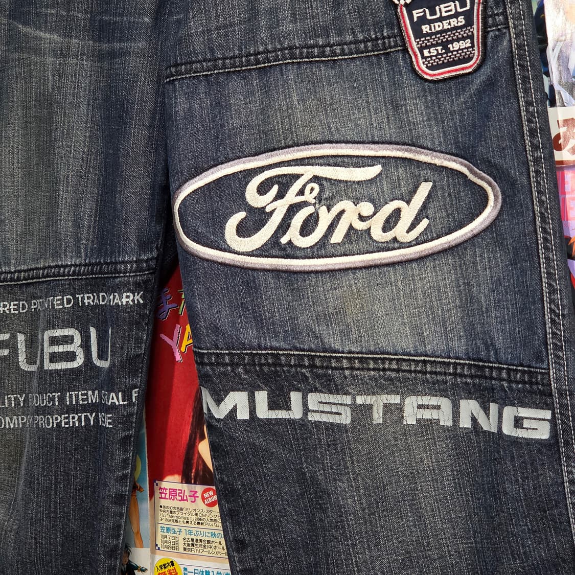 후부 레이싱 자수 레터링 데님 팬츠 상품이미지4