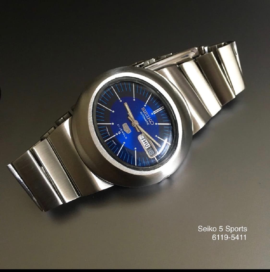 세이코 5 오토매틱 헬멧 6119-5411  빈티지 시계 구매합니다 상품이미지1