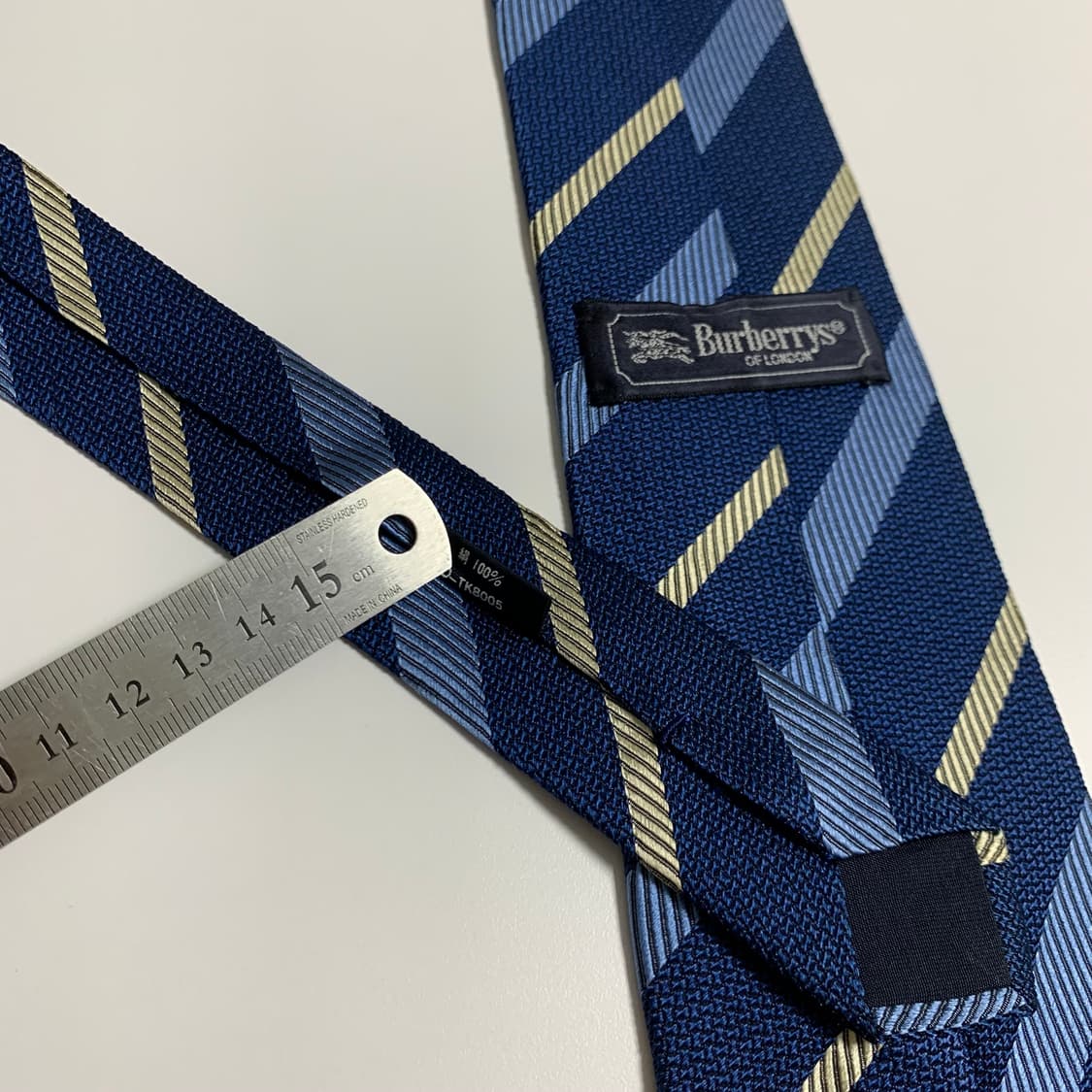 버버리(BURBERRY) 스트라이프 레지멘탈 명품넥타이 100실크 A+ 상품이미지7