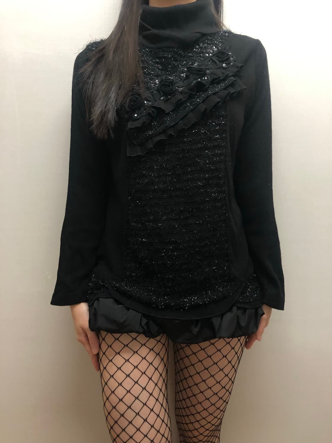 빈티지 블랙 글리터 프릴 니트 상품이미지1