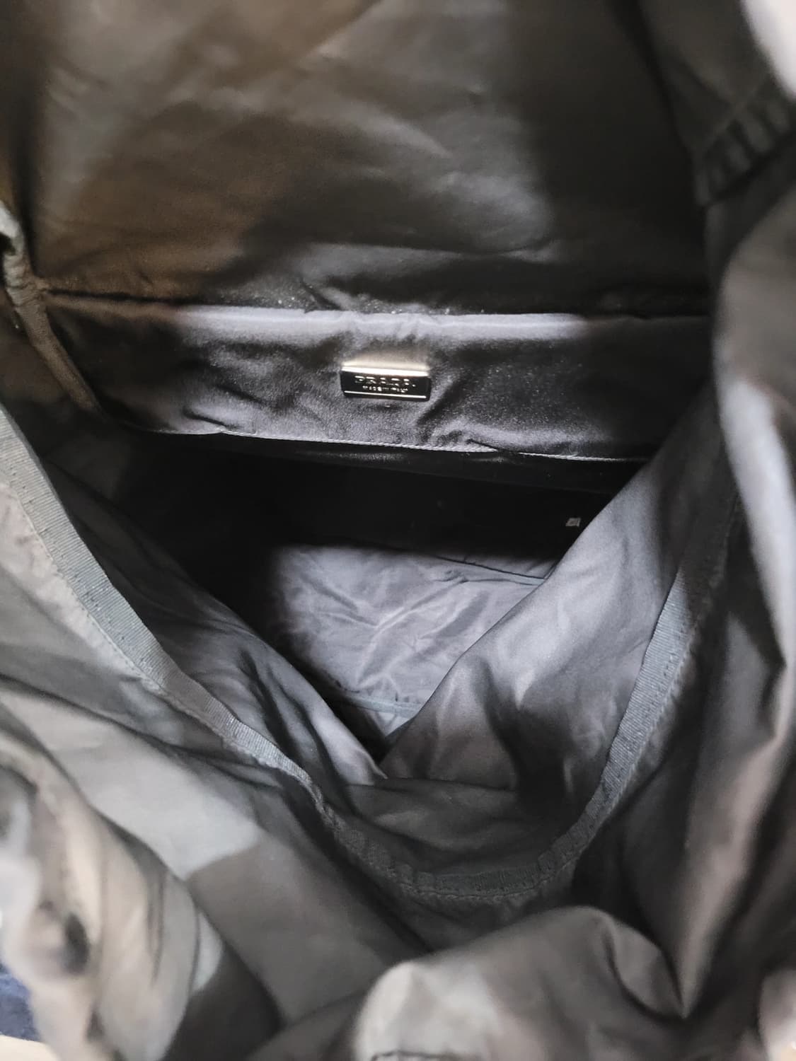 정품 프라다 포코노 나일론 V136 백팩  상품이미지6