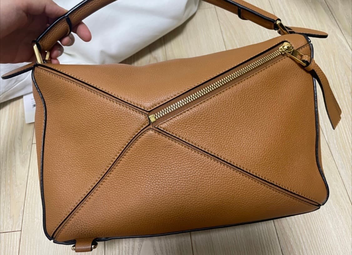 로에베 퍼즐백 M 라이트카라멜 미디움 상품이미지1