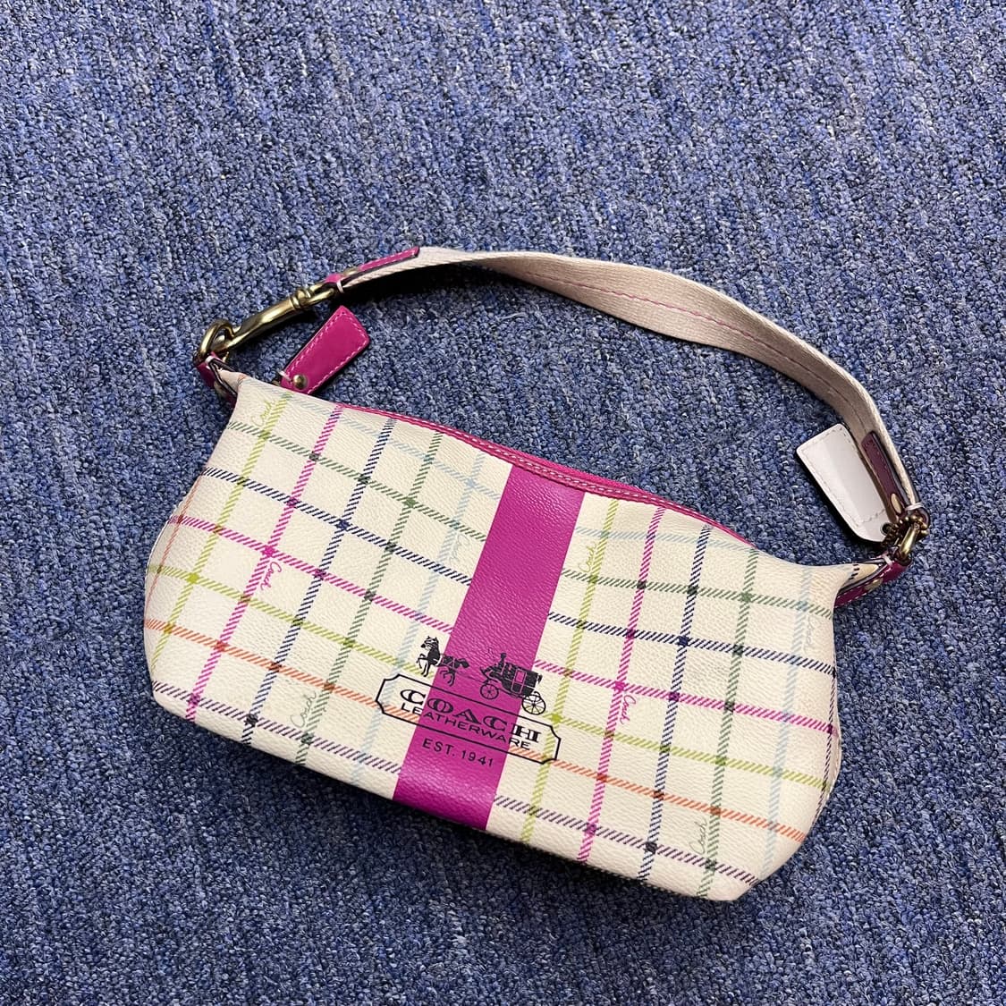 코치 y2k 체크 핸드백 상품이미지1