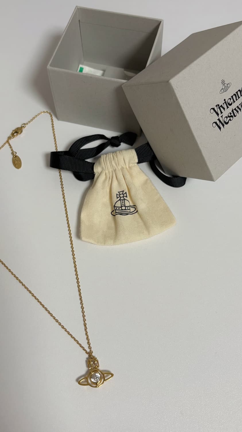 비비안웨스트우드 노라 목걸이 골드 상품이미지1