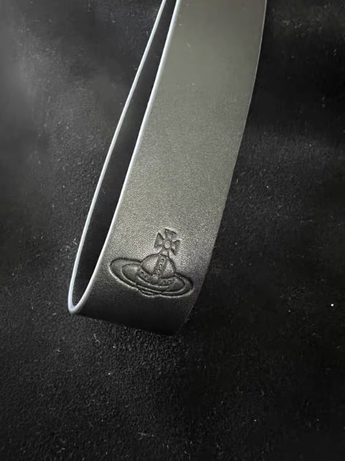 비비안웨스트우드 블랙 벨벳 숄더백 상품이미지3