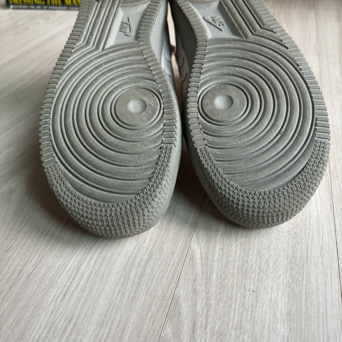 나이키 에어 포스 1 미드 270 핑크 그레이솔 백지퍼 남녀공용 가능 상품이미지6