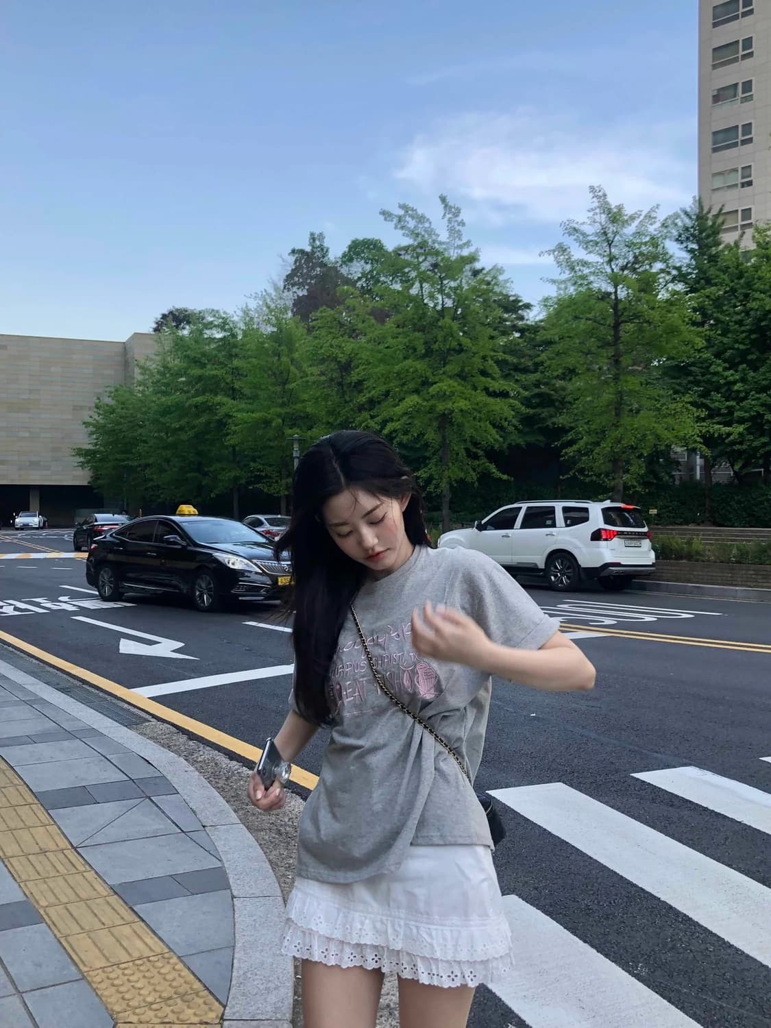 ZAENIO 레이스 펀칭 스커트 (화이트/블랙) 상품이미지4