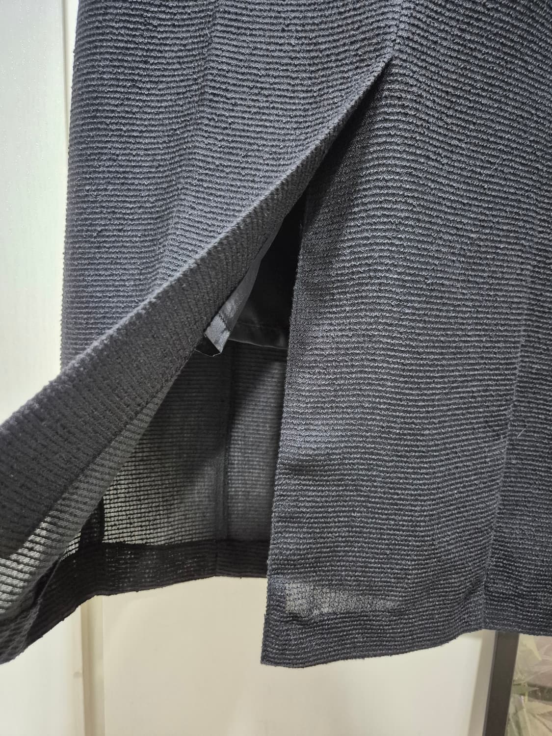 (타임세일)(새상품)OUTSHELL 블랙 퍼프 반팔 원피스 상품이미지7