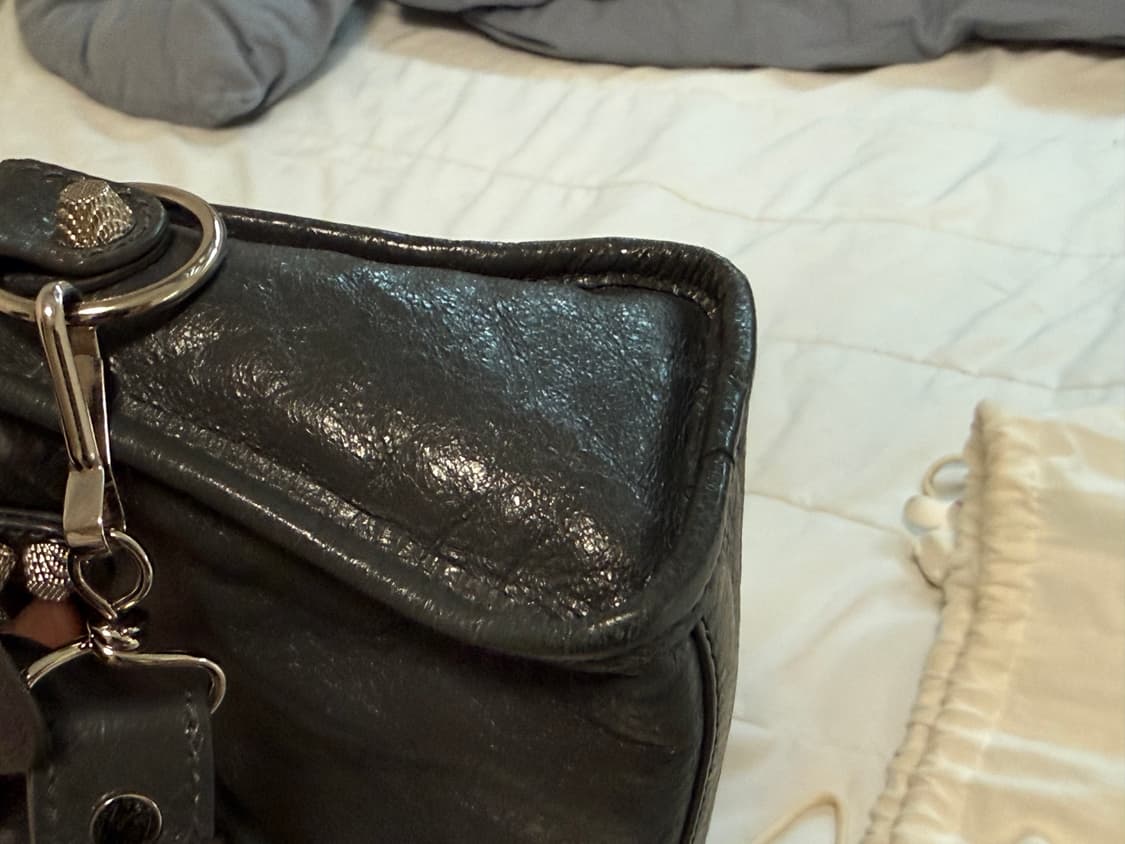 발렌시아가 모터백 팝니다 상품이미지5