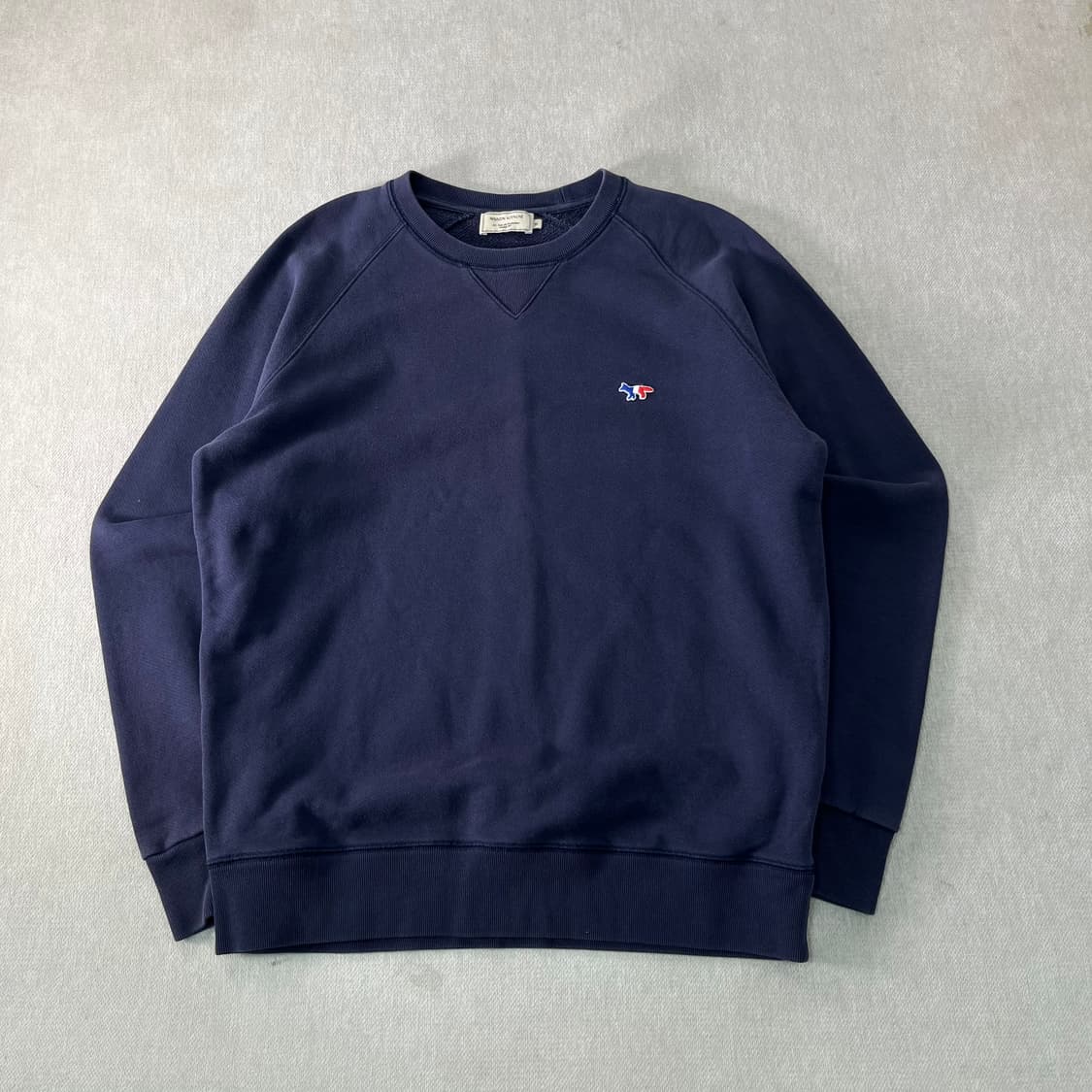 100 메종키츠네 폭스패치 네이비 맨투맨 상품이미지1