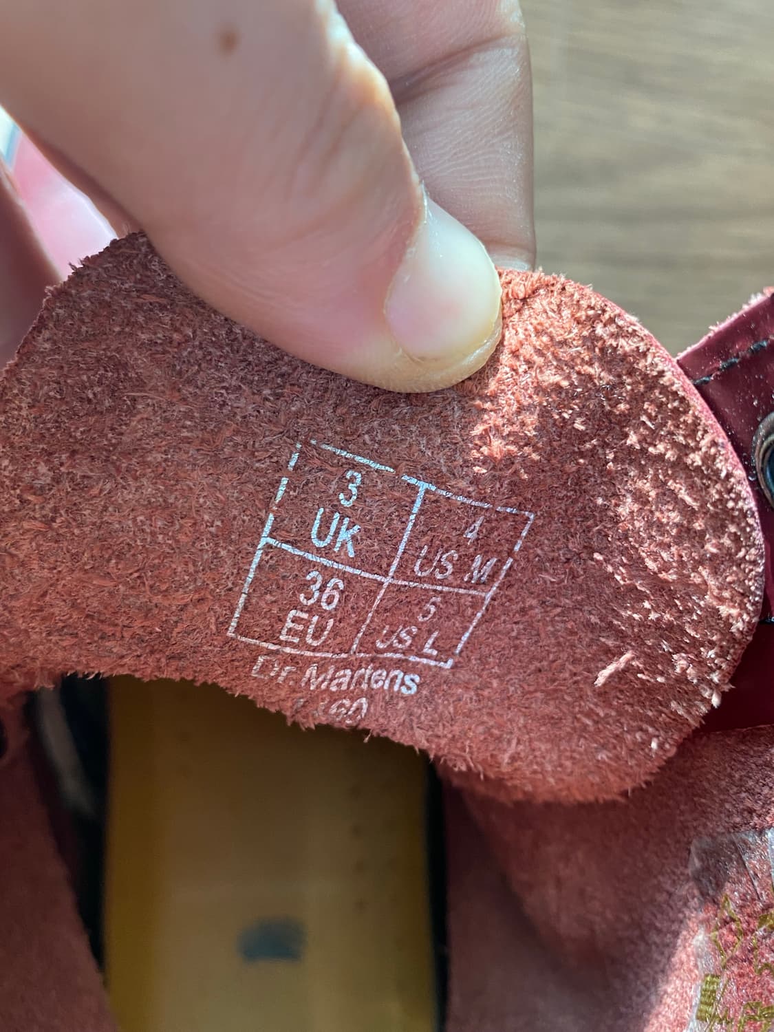 닥터마틴 체리레드 부츠 상품이미지5