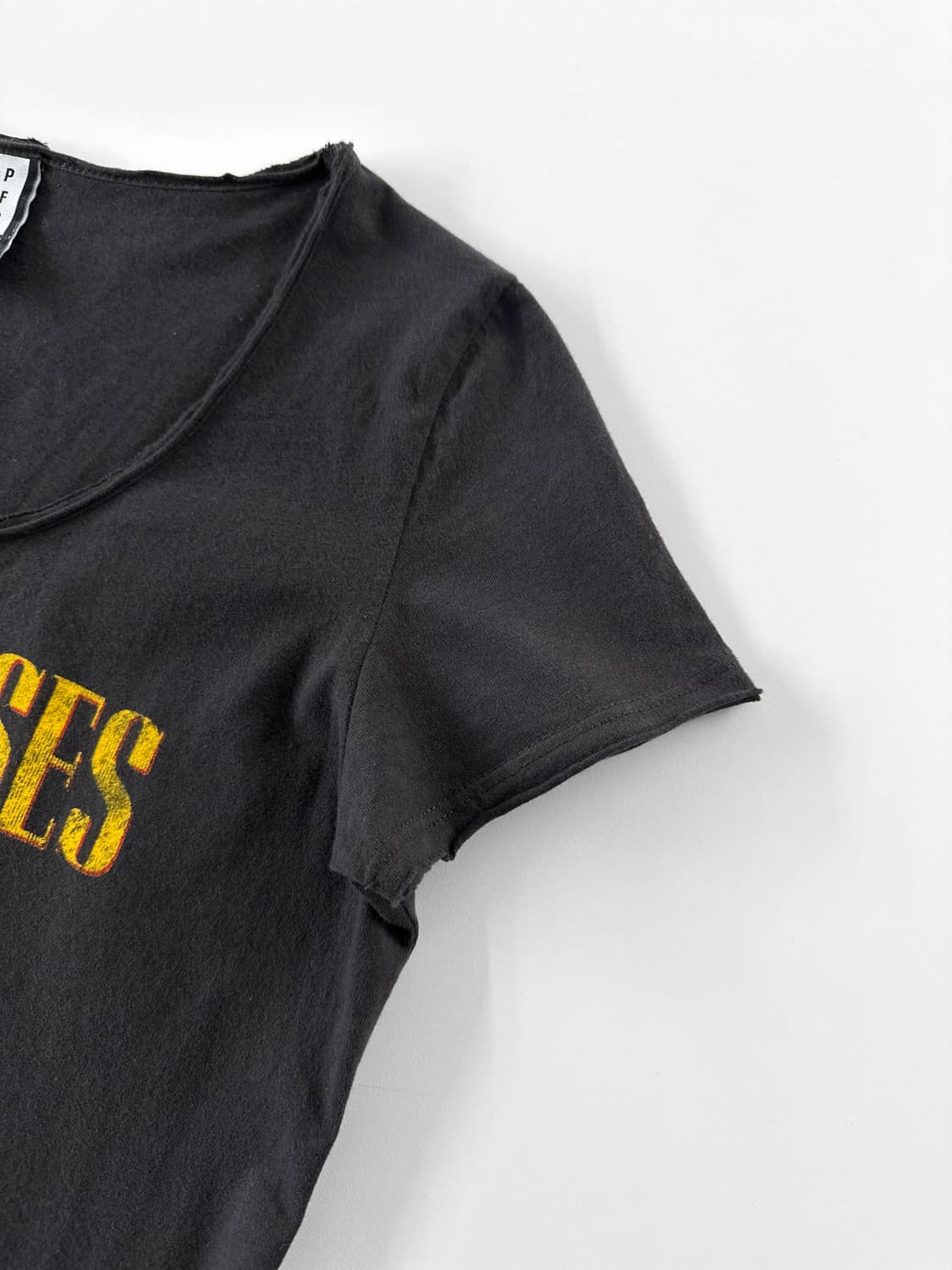 AMPLIFIED 건즈 앤 로지스 티셔츠 상품이미지6