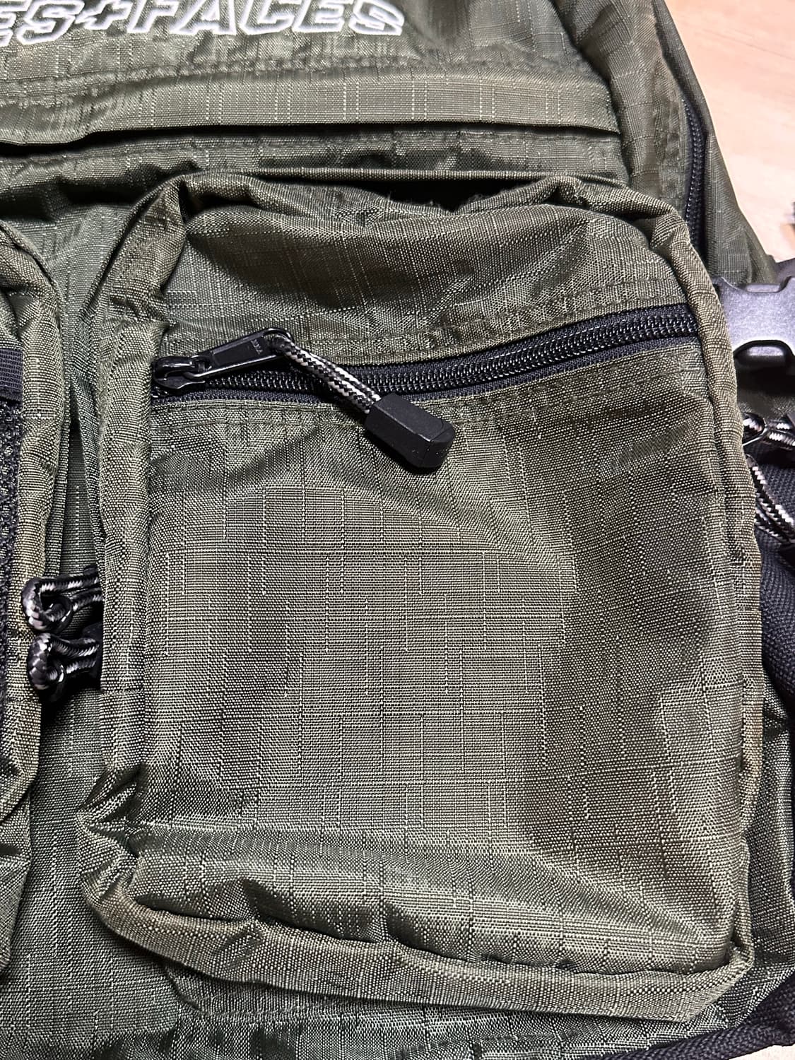 플레이스 플러스 페이시스 플플페 백팩 상품이미지6