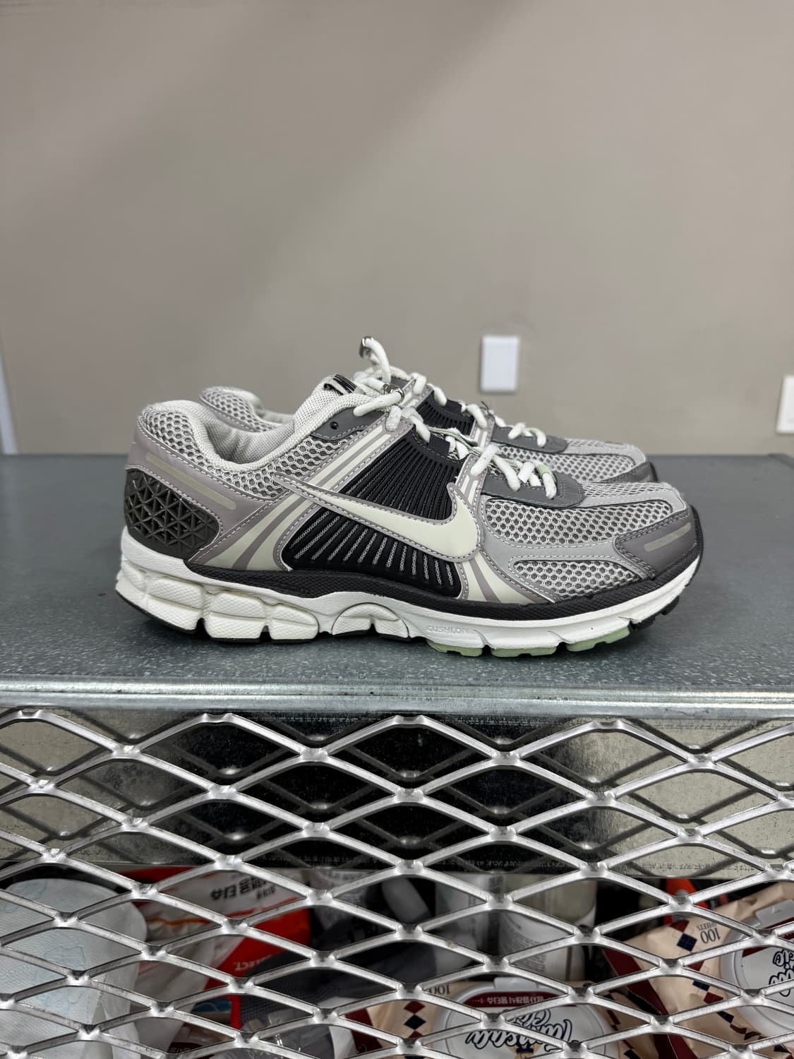 나이키 줌 보메로 5 코블스톤(w) 260 상품이미지4