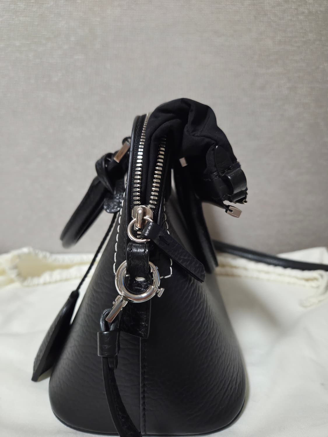 마르지엘라 5ac 스몰 블랙 상품이미지3